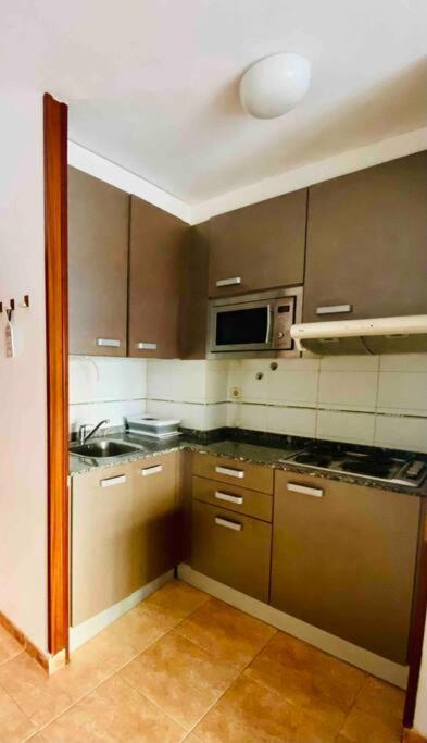 Offre Speciale! Appartement Portaventura 萨洛 外观 照片